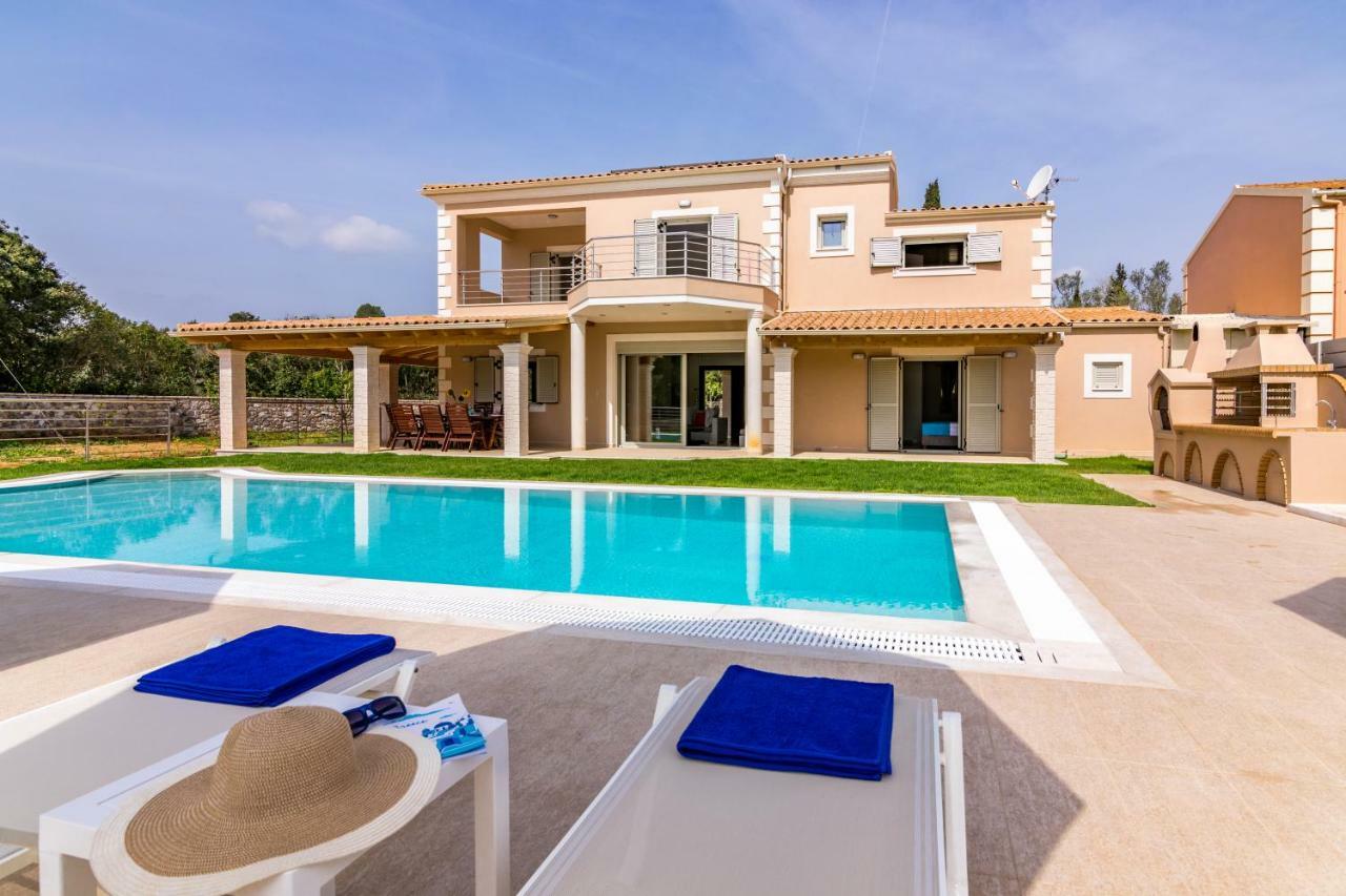 Pouládes Villa Johnnie מראה חיצוני תמונה
