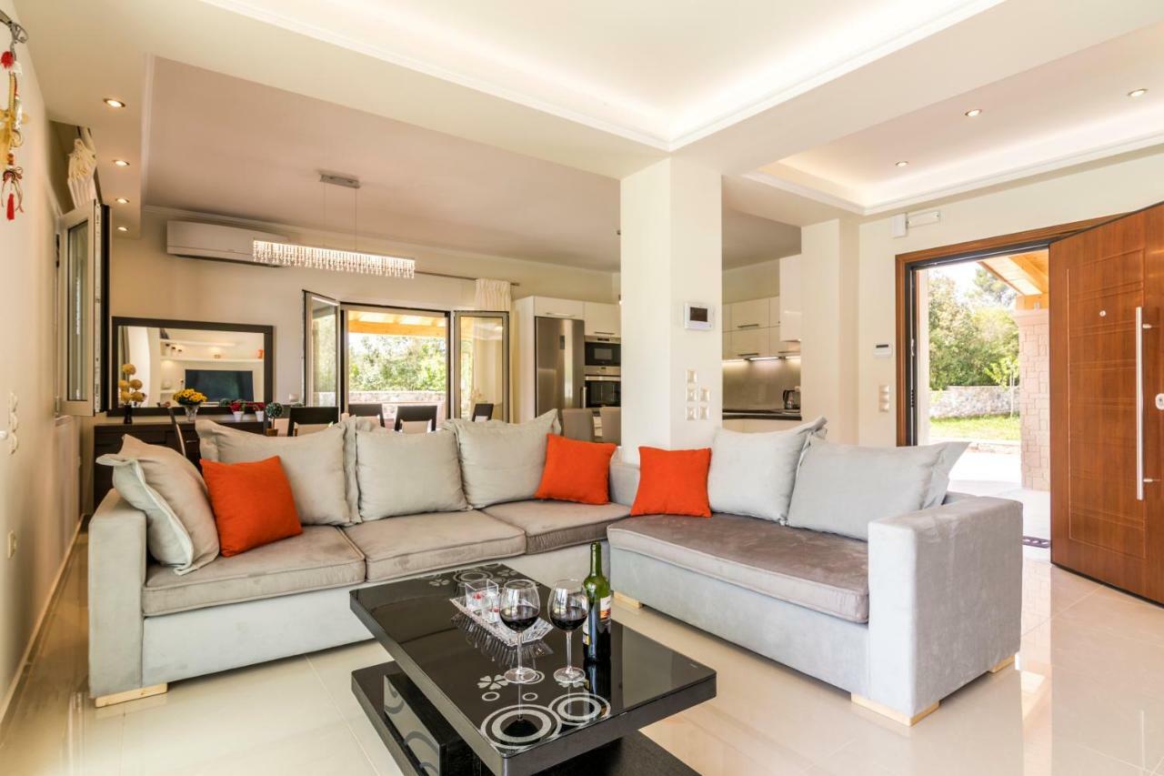Pouládes Villa Johnnie מראה חיצוני תמונה