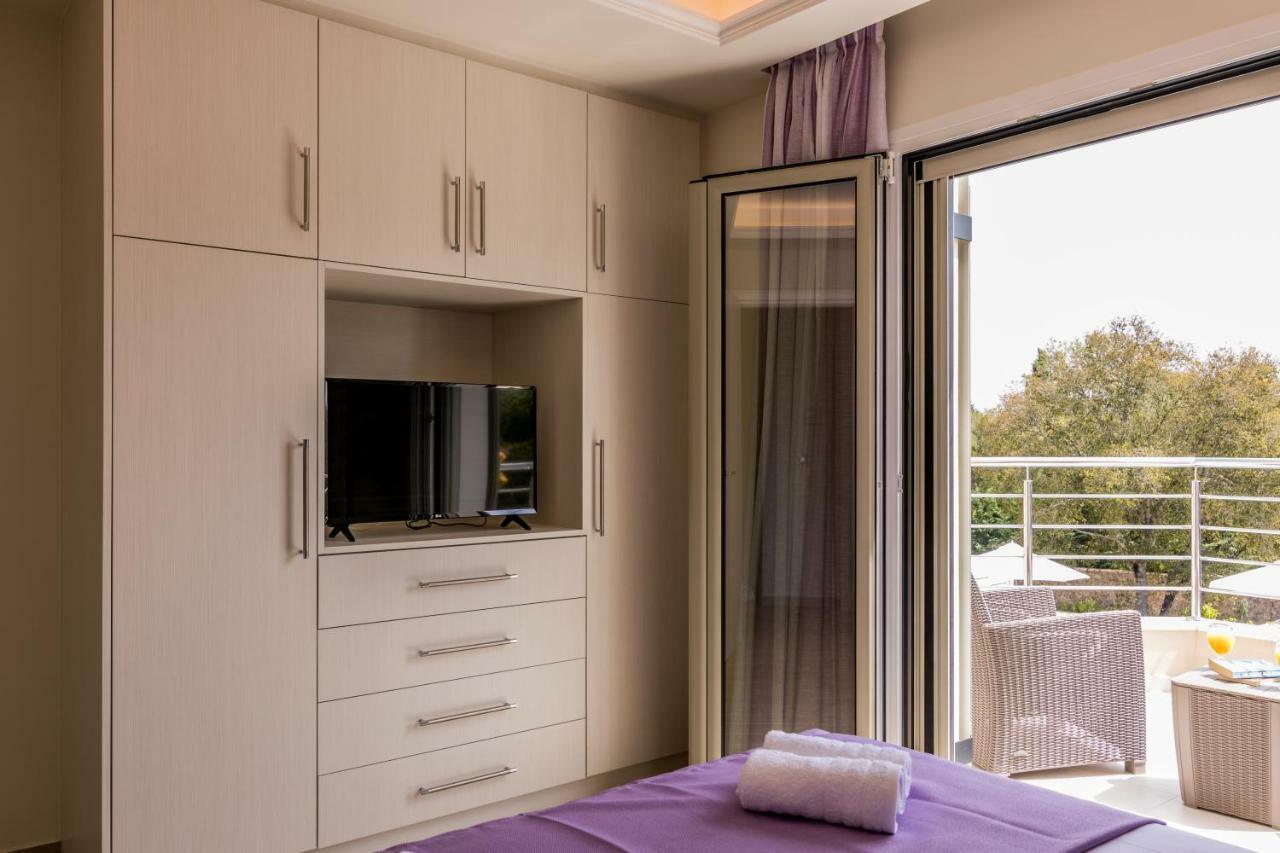 Pouládes Villa Johnnie מראה חיצוני תמונה